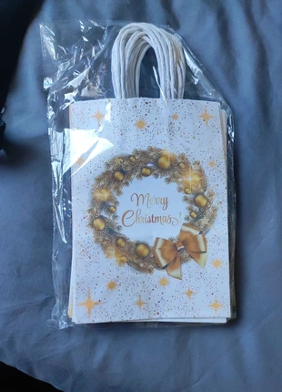 Petit sac kdo, marque: pas de marque, état: Neuf avec étiquette, 3,00 €, 3,85 € Protection acheteurs incluse