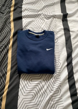 Pull Nike Pro bleu marine, marke: Nike, zustand: Sehr gut, größe: M, 20,00 €, 21,70 € inklusive Vinted-Käuferschutz