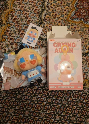 Crying again crybaby, merk: POPMART, staat: Nieuw met prijskaartje, € 25,00, € 26,95 inclusief Kopersbescherming