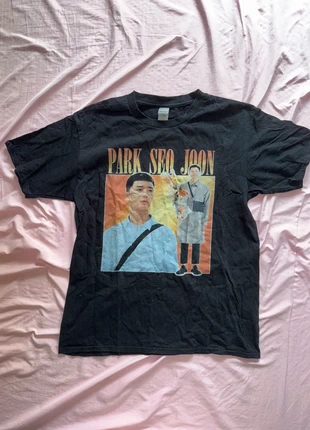 T-shirt kpop, marke: Gildan, zustand: Sehr gut, größe: M / 38 / 10, 1,00 €, 1,75 € inklusive Vinted-Käuferschutz