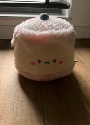 Miniso squishmallow Taart, merk: Miniso, staat: Heel goed, maat: Universeel, € 7,00, € 8,05 inclusief Kopersbescherming