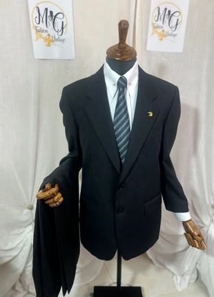 Abito grigio tela vaticana taglia 50, brand: Vintage Dressing, condizioni: Ottime, taglia: 48, €45.00, €47.95 include la Protezione acquisti Pro