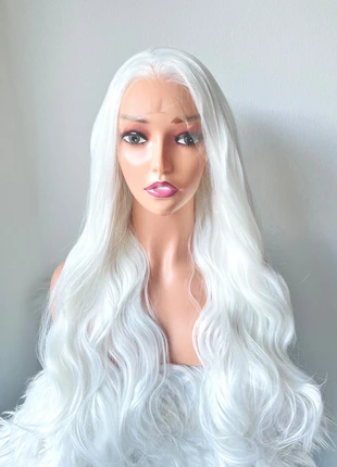 Perruque cosplay blanche, marque: perruque, état: Très bon état, 45,00 €, 47,95 € Protection acheteurs (Pro) incluse