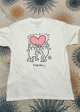 T-shirt Keith Haring blanc Cœur rose & silhouettes Taille L, merk: Coton, staat: Nieuw zonder prijskaartje, maat: L, € 14,99, € 16,44 inclusief Kopersbescherming
