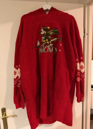 Pull Noël Mickey Disney Disneyland Paris Walt World store, brand: Disney, condition: Very good, size: L / 40 / 12, €10.00, €11.20 includes Buyer Protection