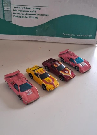Oude hot weels, merk: Hot Wheels, staat: Goed, maat: Universeel, € 5,00, € 5,95 inclusief Kopersbescherming