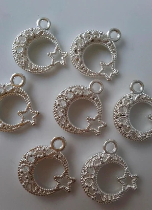 7 stuks bedels hangers maan ster zilver grijs metaal, estado: Muito bom, €1.75, €2.54 inclui Proteção do Comprador Pro