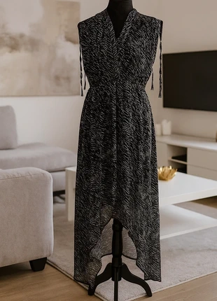 🌿 Robe longue asymétrique noire à motif – M&G Monogram (Taille L), marque: M&G, état: Très bon état, taille: L / 40 / 12, 22,00 €, 23,80 € Protection acheteurs incluse
