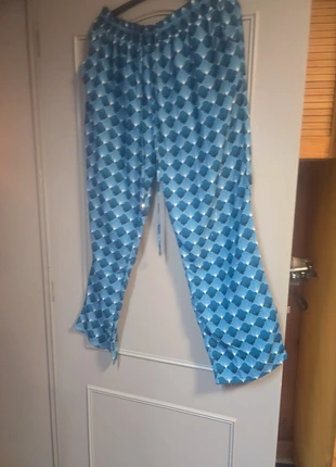 Pantalon bleu, brand: By One, condizioni: Ottime, taglia: XXXL / IT 50 / EU 46, €8.00, €9.10 include la Protezione acquisti