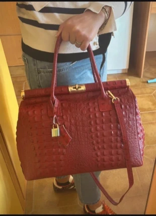 Borsa in pelle rossa, marca: The Genuine Leather, estado: Novo sem etiquetas, €50.00, €53.20 inclui Proteção do Comprador