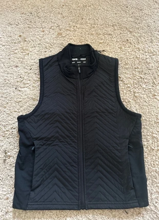 Gilet sport ASOS, brand: ASOS, condizioni: Nuovo senza cartellino, €5.00, €5.95 include la Protezione acquisti