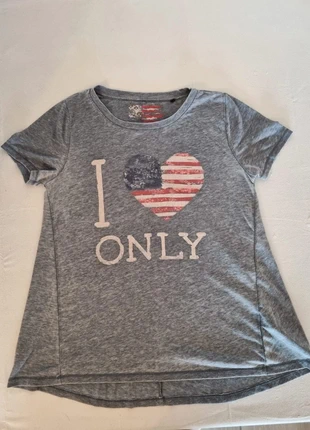 🌟 Tee-shirt femme ONLY 🌟, marque: ONLY, état: Bon état, taille: S / 36 / 8, 5,00 €, 5,95 € Protection acheteurs incluse