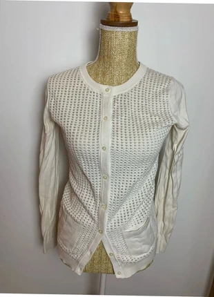 Cardigan Tommy Hilfiger crème - Taille XS, marque: Tommy Hilfiger, état: Très bon état, taille: XS / 34 / 6, 10,00 €, 11,20 € Protection acheteurs (Pro) incluse