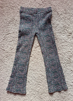 Legging flare en maille côtelée multicolore, brand: Gémo, condition: Very good, size: 7 years / 122 cm, €5.00, €5.95 includes Buyer Protection