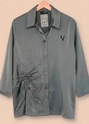 Chemise Grise avec Fronces - Taille 38 Neuf avec étiquette, marque: Tendance, état: Neuf avec étiquette, taille: M / 38 / 10, 6,90 €, 7,95 € Protection acheteurs incluse