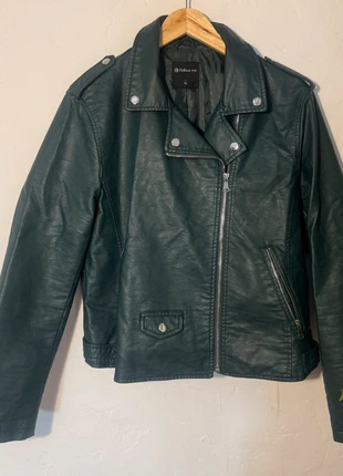 Veste en cuire Follow me, brand: Follow Me, condition: Very good, size: XL / 42 / 14, €4.99, €5.94 includes Buyer Protection