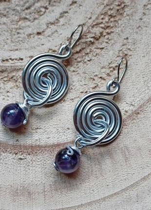 Orecchini spirale vintage boho hippie in alluminio con quarzo ametista., marca: Vintage Dressing, estado: Muito bom, €15.00, €16.45 inclui Proteção do Comprador