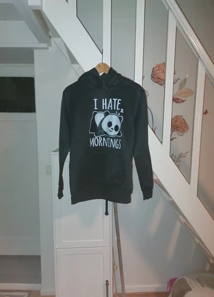 Sweat-shirt capuche, staat: Heel goed, maat: S, € 2,00, € 2,80 inclusief Kopersbescherming