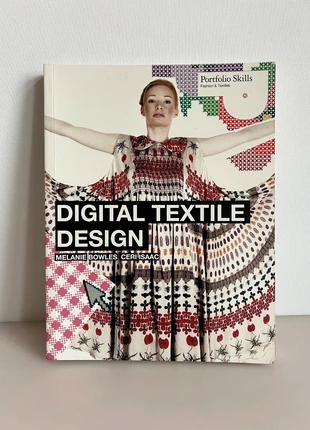 Digital Textile Design - Melanie Bowles & Ceri Isaac - 978185669582, staat: Heel goed, € 4,00, € 4,90 inclusief Kopersbescherming