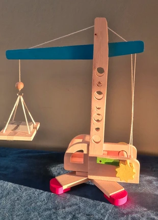 Houten kraan, staat: Heel goed, maat: Universeel, € 10,00, € 11,20 inclusief Kopersbescherming