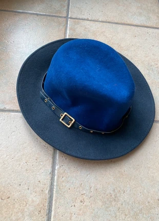 Cappello Invernale Blu in Lana 100%, merk: Vintage Dressing, staat: Nieuw met prijskaartje, maat: Universele maat, € 15,00, € 16,45 inclusief Kopersbescherming