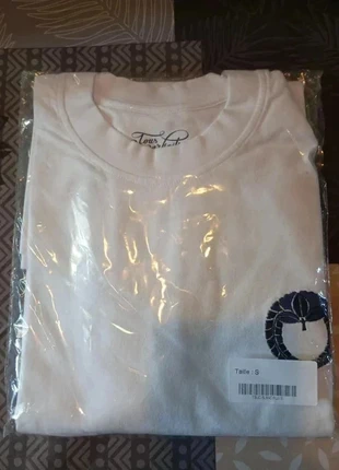 T-shirt Tous Imparfaits - Tev - Ici Japon - Taille S - Neuf., brand: Tous, condition: New with tags, size: S, €20.00, €21.70 includes Buyer Protection