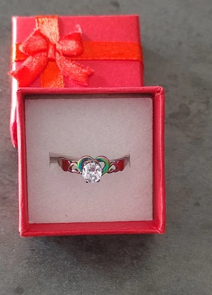 Süßer kleiner bunter Ring mit Steinchen, brand: ring, condizioni: Ottime, taglia: 16,9 mm Ø / 13,5, €2.00, €2.80 include la Protezione acquisti