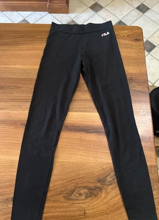Leggins Fila, brand: FILA, condizioni: Ottime, taglia: XS / IT 38 / EU 34, €4.99, €5.94 include la Protezione acquisti