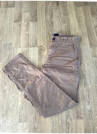 Chino marron kiabi en taille 36, marque: Kiabi, état: Très bon état, taille: S, 3,90 €, 4,80 € Protection acheteurs incluse