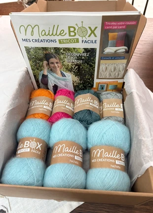 Kit complet /pelotes de laine pour confection écharpe, brand: MailleBox, condizioni: Nuovo con cartellino, €10.00, €11.20 include la Protezione acquisti