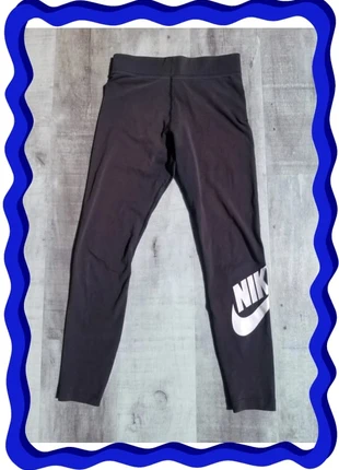 Legging Nike noir taille S, marke: Nike, zustand: Zufriedenstellend, größe: S / 36 / 8, 11,00 €, 12,25 € inklusive Vinted-Käuferschutz