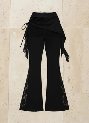 Pantalon Noir Évasé Effet Jupette – Détails Dentelle Côtelés Taille S, brand: fueraro, condizioni: Ottime, taglia: S / IT 40 / EU 36, €42.90, €45.75 include la Protezione acquisti