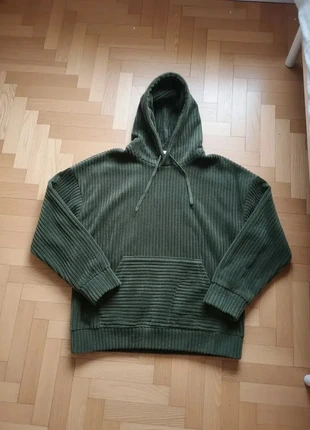 Sweat à capuche vert olive en tissu côtelé effet velours Taille M, condizioni: Ottime, taglia: M, €40.00, €42.70 include la Protezione acquisti