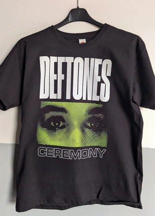 T-shirt nera | Deftones | Ceremony, marke: nobrand, zustand: Sehr gut, größe: L, 13,00 €, 14,35 € beinhaltet Vinted-Käuferschutz Pro