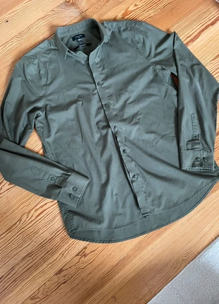 Khaki Basic Hemd von New Look, brand: New Look, condizioni: Ottime, taglia: M, €4.90, €5.85 include la Protezione acquisti