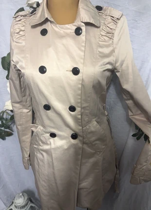 Trench bershka– taille M, marca: Bershka, estado: Muito bom, tamanho: M / 38 / 10, €5.00, €5.95 inclui Proteção do Comprador