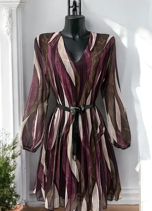 Robe courte multicolore taille M, marque: Boutique Parisienne, état: Très bon état, taille: M / 38 / 10, 31,00 €, 33,25 € Protection acheteurs (Pro) incluse