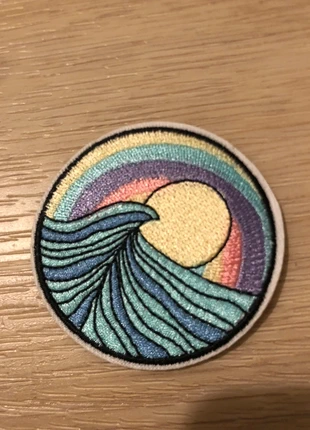 Ecusson patch brodé soleil vague neuf, merk: sansnom., staat: Nieuw met prijskaartje, € 3,99, € 4,89 inclusief Kopersbescherming