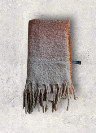 Grande écharpe Zara orange et jaune 205 x 55 cm, marke: Zara, zustand: Sehr gut, 10,00 €, 11,20 € inklusive Vinted-Käuferschutz