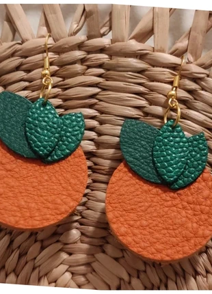 Boucles d'oreilles fantaisie en cuir mandarine/orange, marque: Fantaisie, état: Neuf sans étiquette, 6,00 €, 7,00 € Protection acheteurs incluse