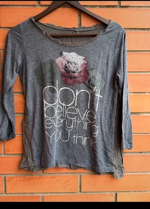 Camiseta y2k tipográfica, brand: y2k, condizioni: Ottime, taglia: S / IT 40 / EU 36, €12.00, €13.30 include la Protezione acquisti