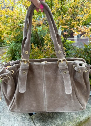 Sac à main cuir daim beige lacetlouisa, marque: The Genuine Leather, état: Très bon état, 75,00 €, 79,45 € Protection acheteurs (Pro) incluse