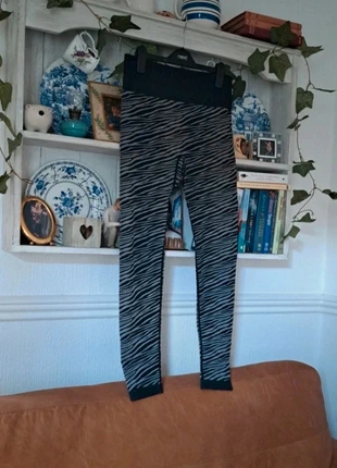 Ladies Patterned Leggings Size 12/14, brand: Primark, condition: Good, size: M / UK 12-14, £1.00, £1.75 includes Buyer Protection