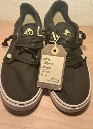 Satorisan Heisei Canvas Noir – Neuves avec étiquette, marke: Satorisan, zustand: Neu, mit Etikett, größe: Sonstige, 55,00 €, 58,45 € inklusive Vinted-Käuferschutz