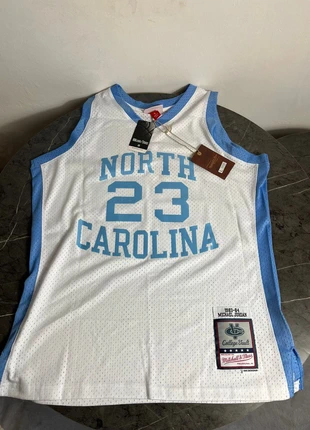👕 Jordan North Carolina Jersey, brand: Jordan, condizioni: Ottime, taglia: L, €75.00, €79.45 include la Protezione acquisti