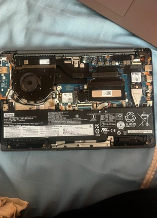 Batterie lenovo, marque: Lenovo, état: Très bon état, 20,00 €, 21,70 € Protection acheteurs incluse