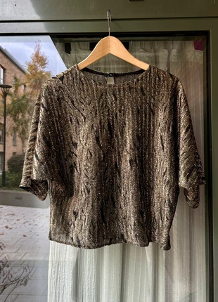 80s Vintage Metallic Gold Bat Wing Top, brand: Vintage, condition: Very good, size: M / 10, £7.00, £8.05 includes Buyer Protection