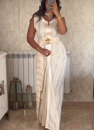 Robe brodée takchita karakou caftan algérien marocain khotba traditionnel mariage hlel henna, marque: CHIC, état: Neuf avec étiquette, taille: Taille unique, 55,00 €, 58,45 € Protection acheteurs incluse