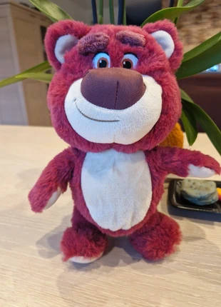 Peluche Lotso Disney - Toy Story 3, marke: Disney, zustand: Neu, größe: 3 Jahre / 98, 15,00 €, 16,45 € inklusive Vinted-Käuferschutz