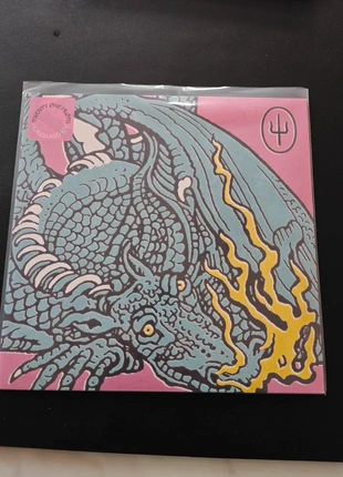 Twenty One Pilots – Scaled and Icy (Black Vinyl | First Pressing 2021), estado: Novo sem etiquetas, €30.00, €32.20 inclui Proteção do Comprador